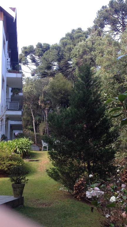 Apartamento Em Condominio Campos do Jordão Buitenkant foto